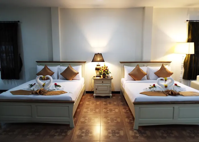 Phuwanalee Resort